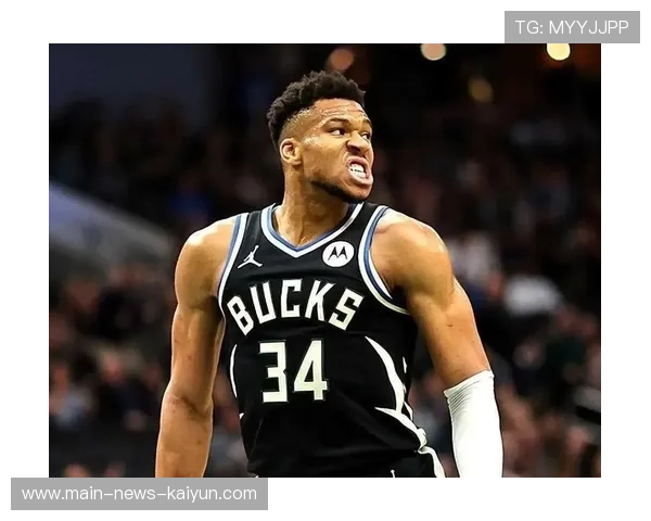 字母哥私下教小孩投篮，耐心十足被赞祖传好脾气