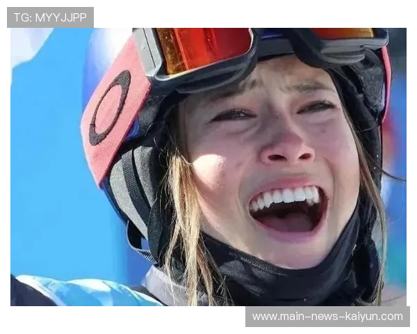 谷爱凌在训练中遭遇意外撞击造成意识短暂丧失，现已通过二次检查重返赛场